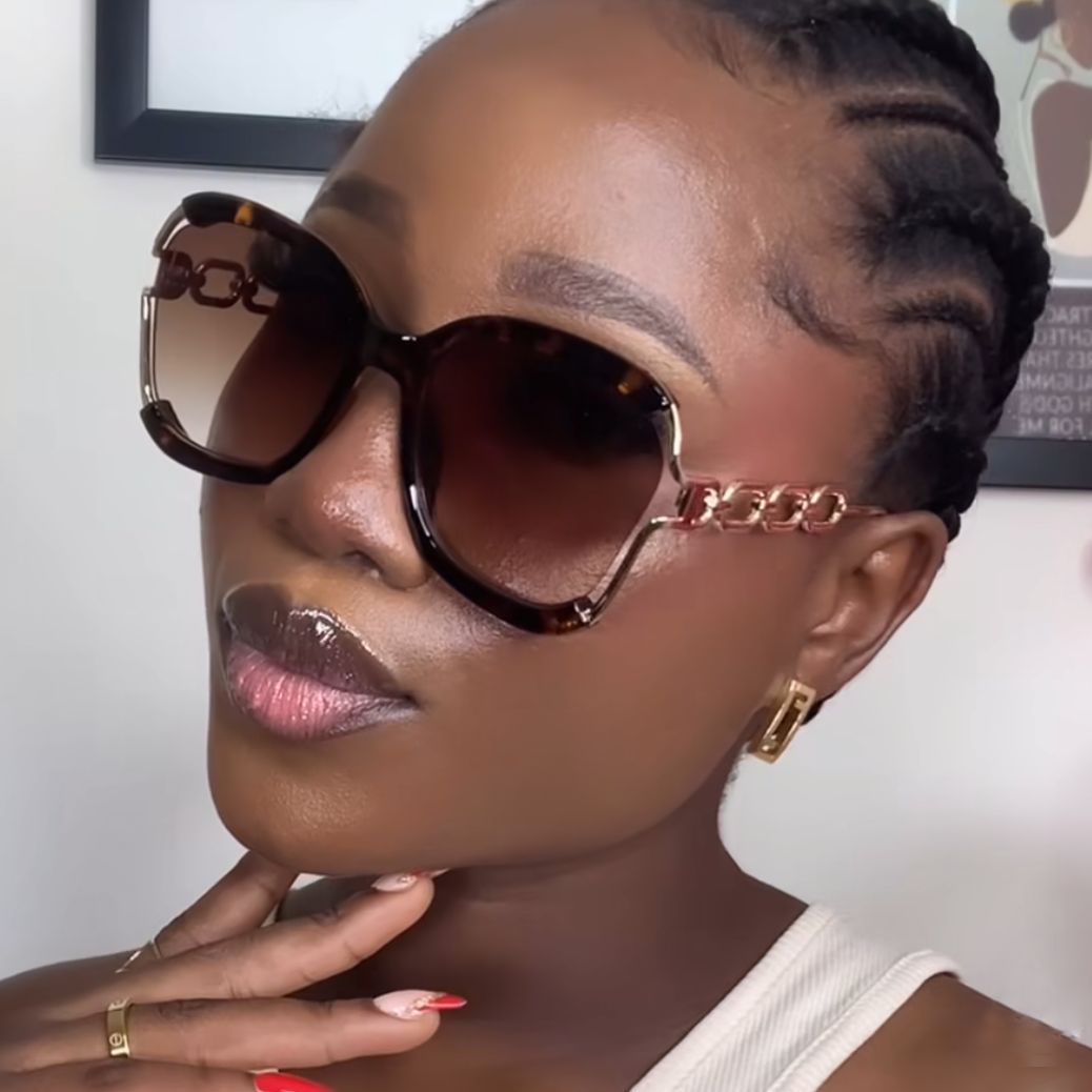 Square Rim Chain Sunglasses